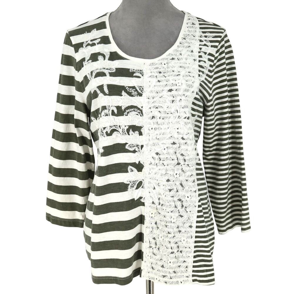 Chicos Zenergy Top 2 Womens Large Stripe Gray White Embroidery Stretch Knit